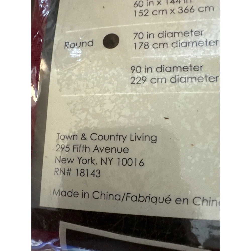 Town & Country Living Autumn Scroll Damask Tablecloth Wine 60x104 Oblong NEW